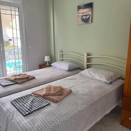 Eleni Apartament *