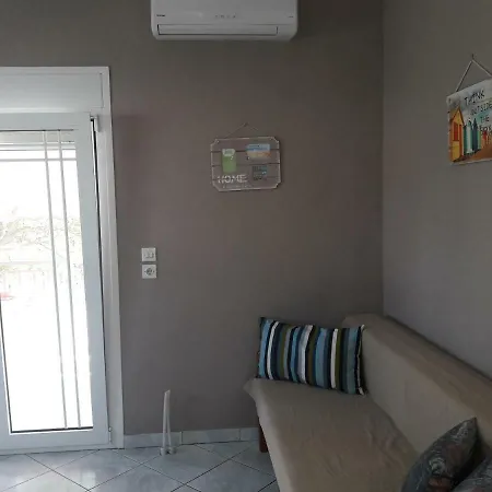 Apartament Eleni *