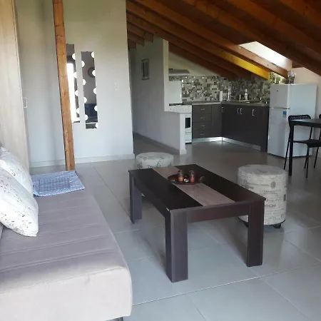 Eleni Apartament *