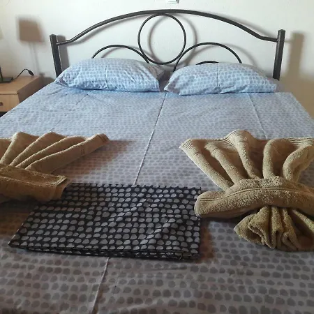 Eleni Apartament *